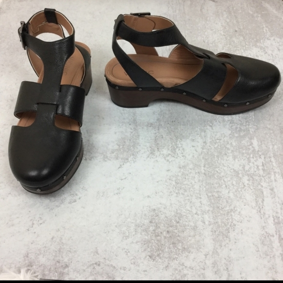 Vionic Faye leather platform clog comfort shoe 8 - Picture 1 of 7